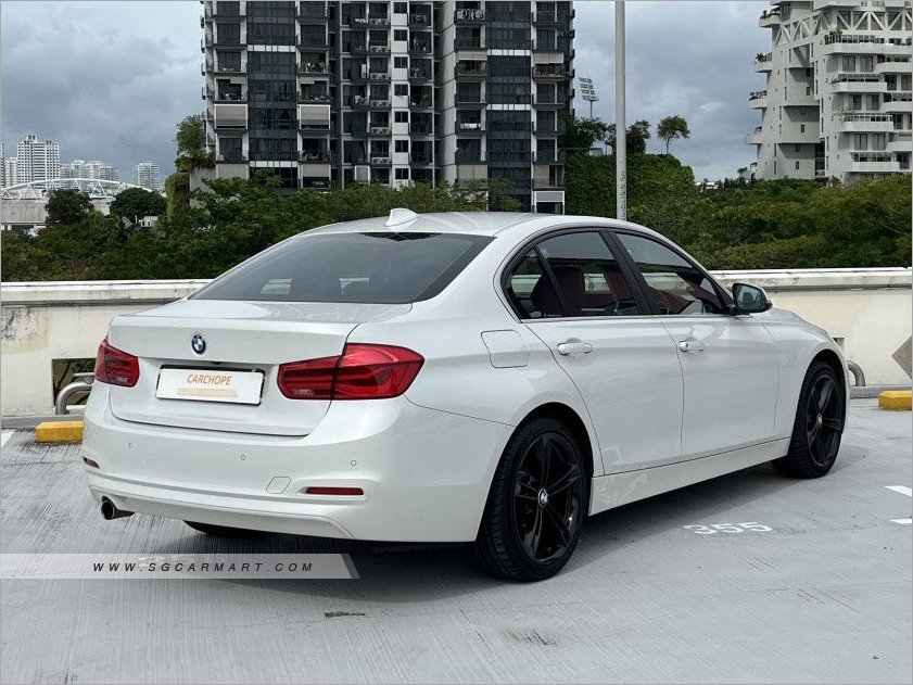 BMW 3 Series 318i