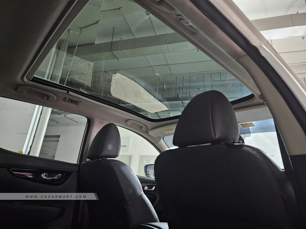 Nissan Qashqai 2.0A Moonroof