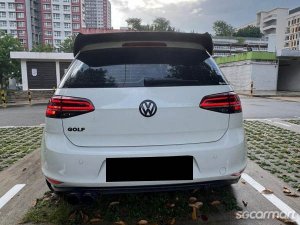 Volkswagen Golf 1.2A TSI