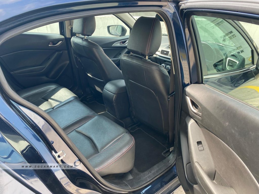 Mazda 3 1.5A Sunroof