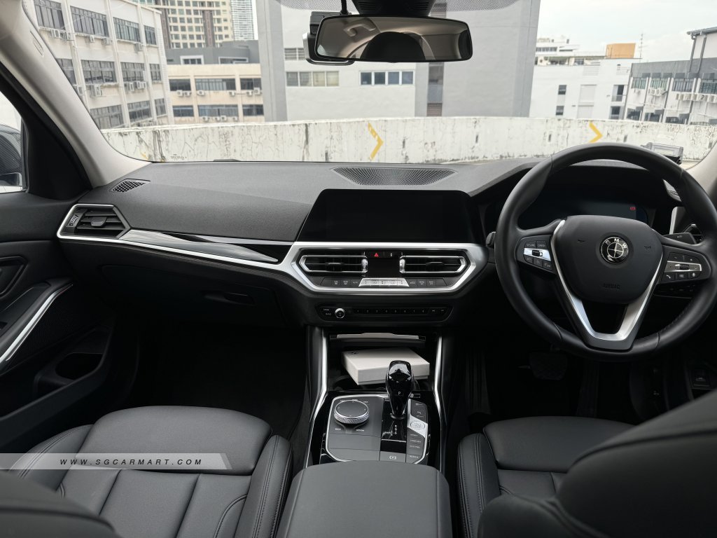 BMW 3 Series 318i Highline Sportline