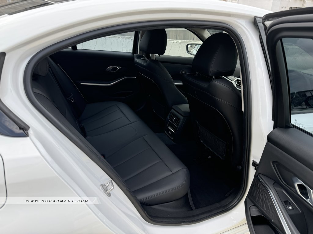BMW 3 Series 318i Highline Sportline