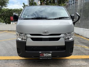 Toyota Hiace 2.8A DX