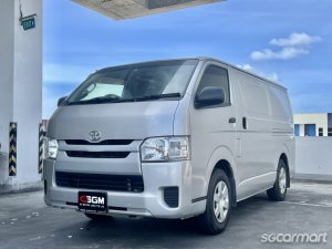 Toyota Hiace 3.0M