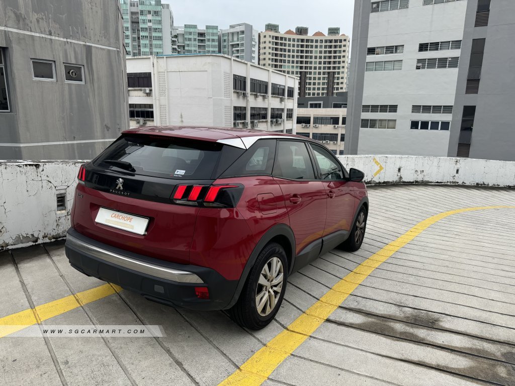 Peugeot 3008 1.2A PureTech EAT6 Active