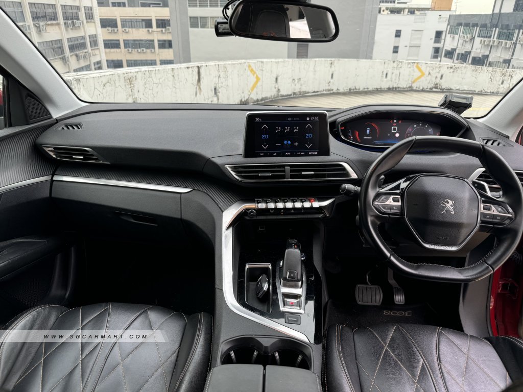 Peugeot 3008 1.2A PureTech EAT6 Active
