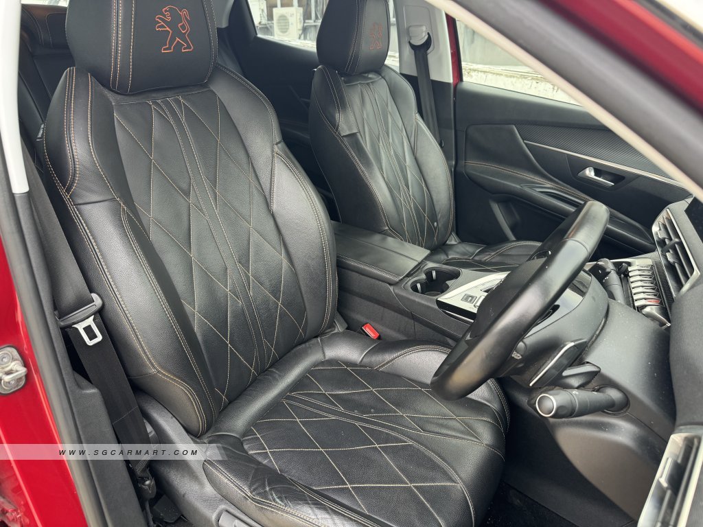 Peugeot 3008 1.2A PureTech EAT6 Active