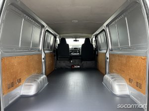 Toyota Hiace 3.0M