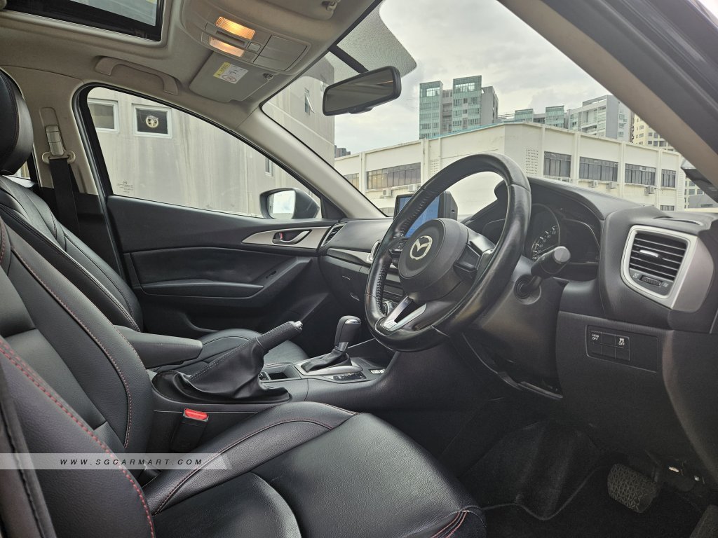 Mazda 3 1.5A Sunroof