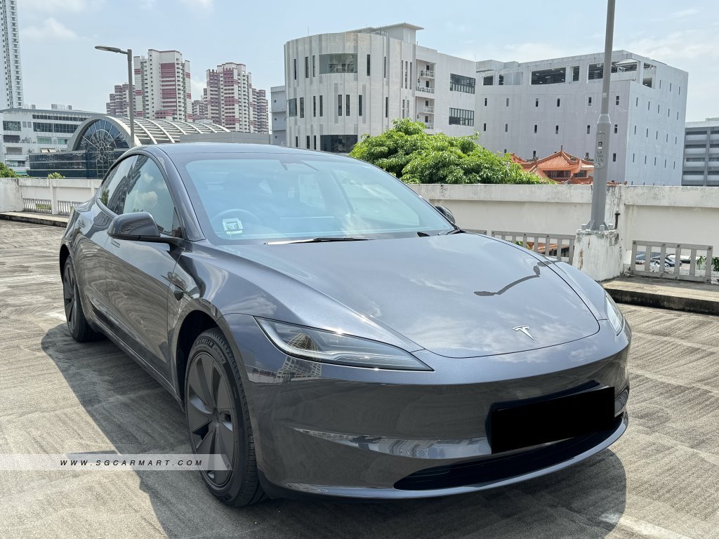 Tesla Model 3 Electric RWD