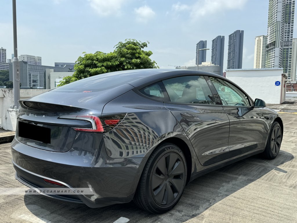 Tesla Model 3 Electric RWD