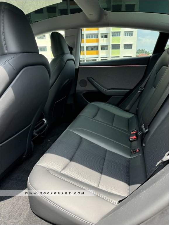 Tesla Model 3 Electric RWD