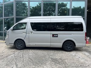 Toyota Hiace Commuter 2.8A GL