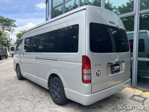 Toyota Hiace Commuter 2.8A GL