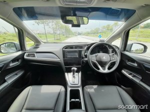 Honda Shuttle 1.5A G Honda Sensing