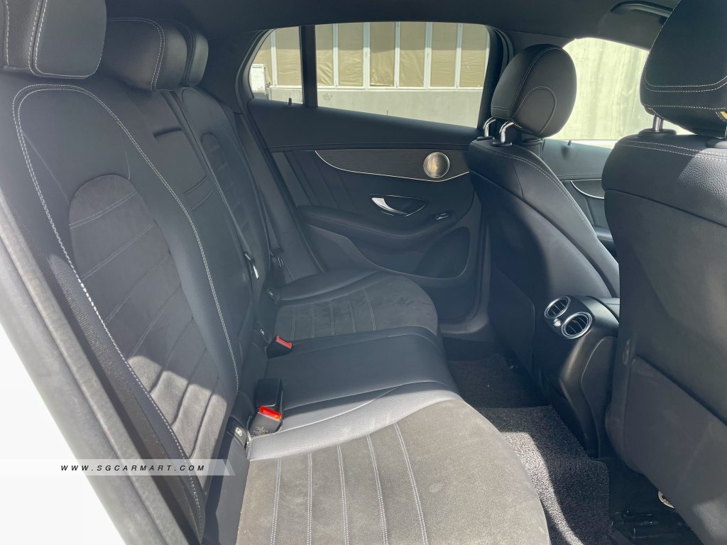 Mercedes-Benz GLC-Class GLC300 Coupe Mild Hybrid AMG Line 4MATIC