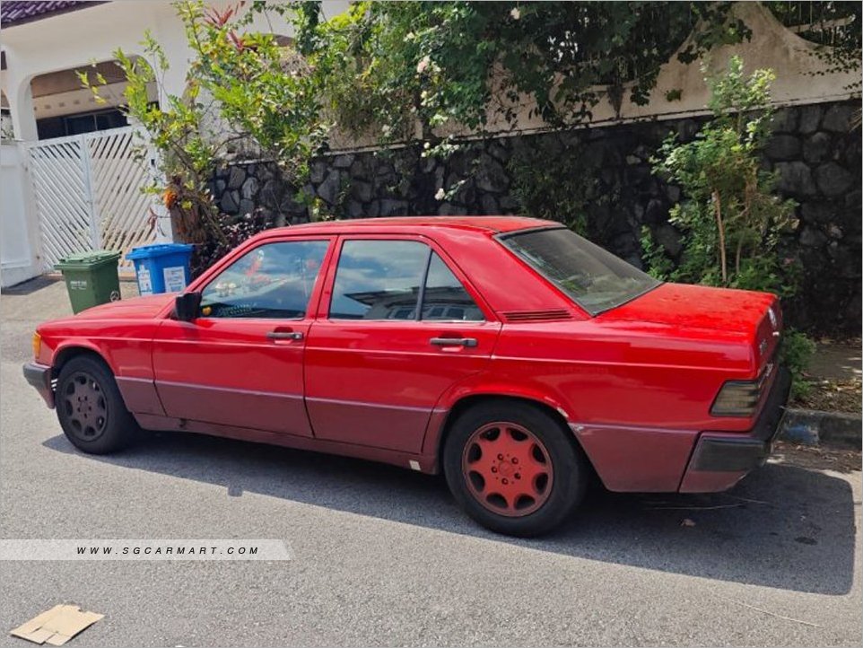 Mercedes-Benz 190E (COE till 02/2029)