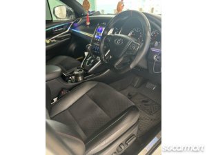 Toyota Harrier Turbo 2.0A G Panoramic Roof