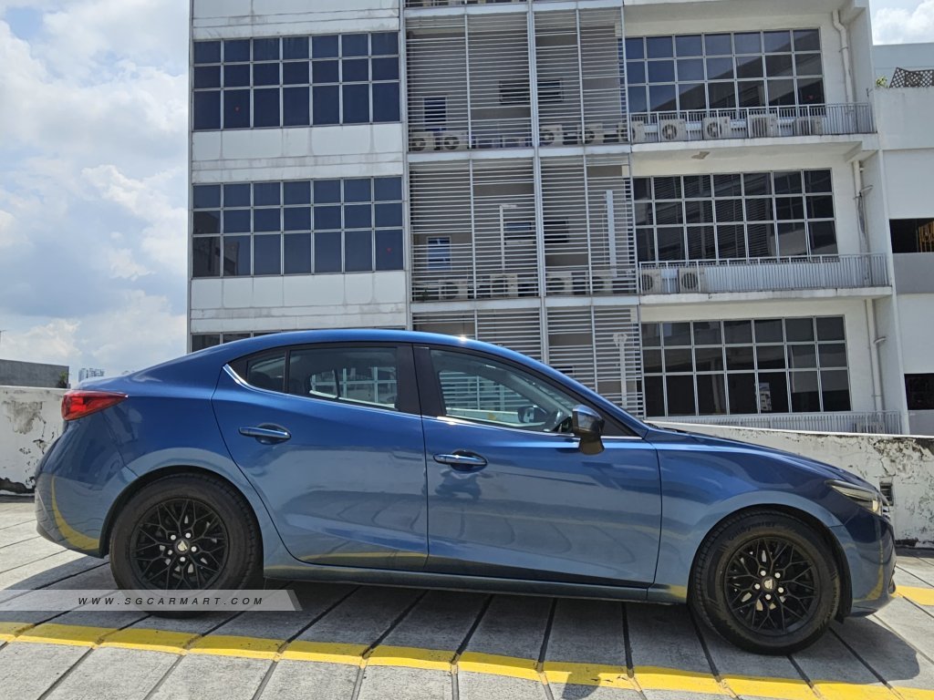 Mazda 3 1.5A Sunroof