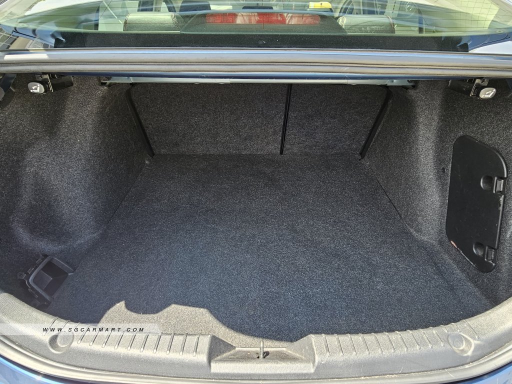 Mazda 3 1.5A Sunroof