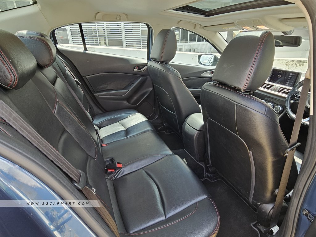 Mazda 3 1.5A Sunroof