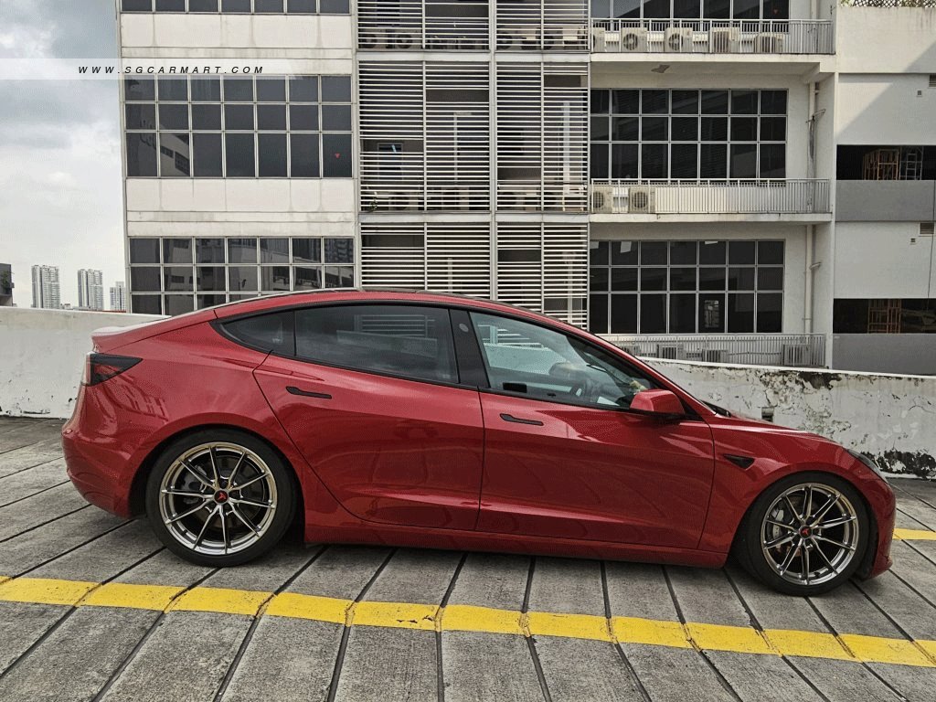 Tesla Model 3 Electric RWD