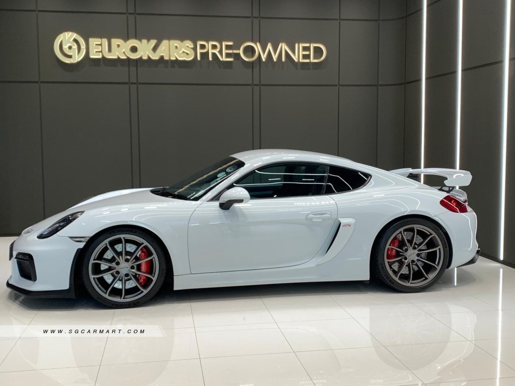 Porsche Cayman GT4 3.8M