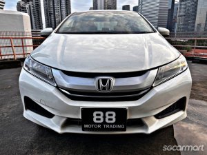 Honda Grace Hybrid 1.5A DX