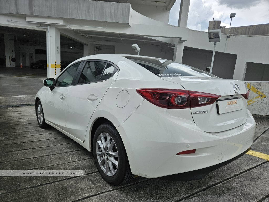 Mazda 3 1.5A Deluxe Sunroof