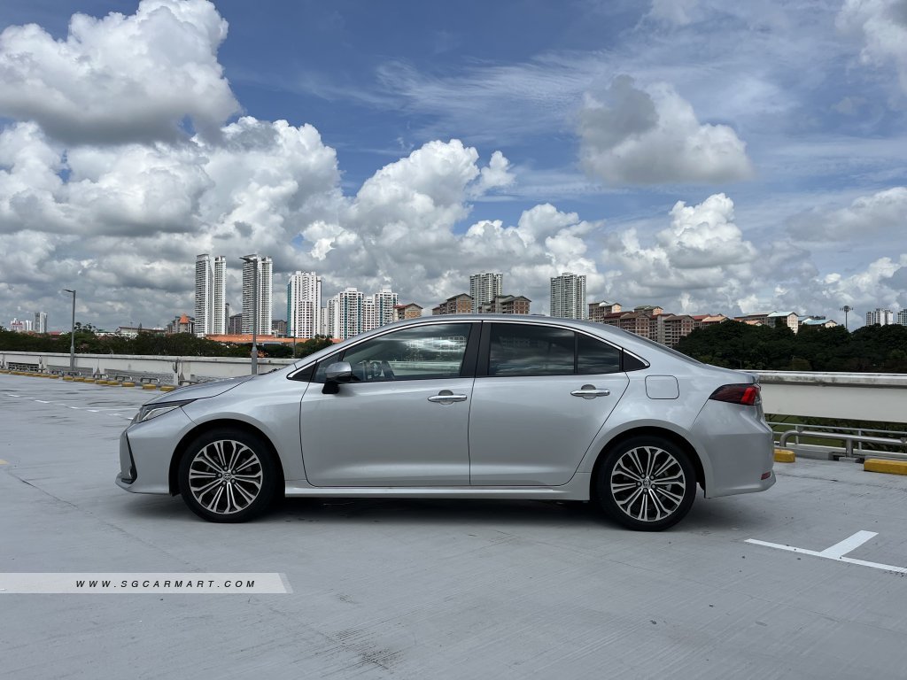 Toyota Corolla Altis 1.6A Elegance
