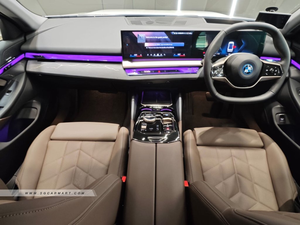 BMW i5 Electric eDrive40