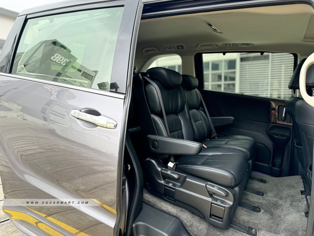 Honda Odyssey 2.4A EXV-S Sunroof