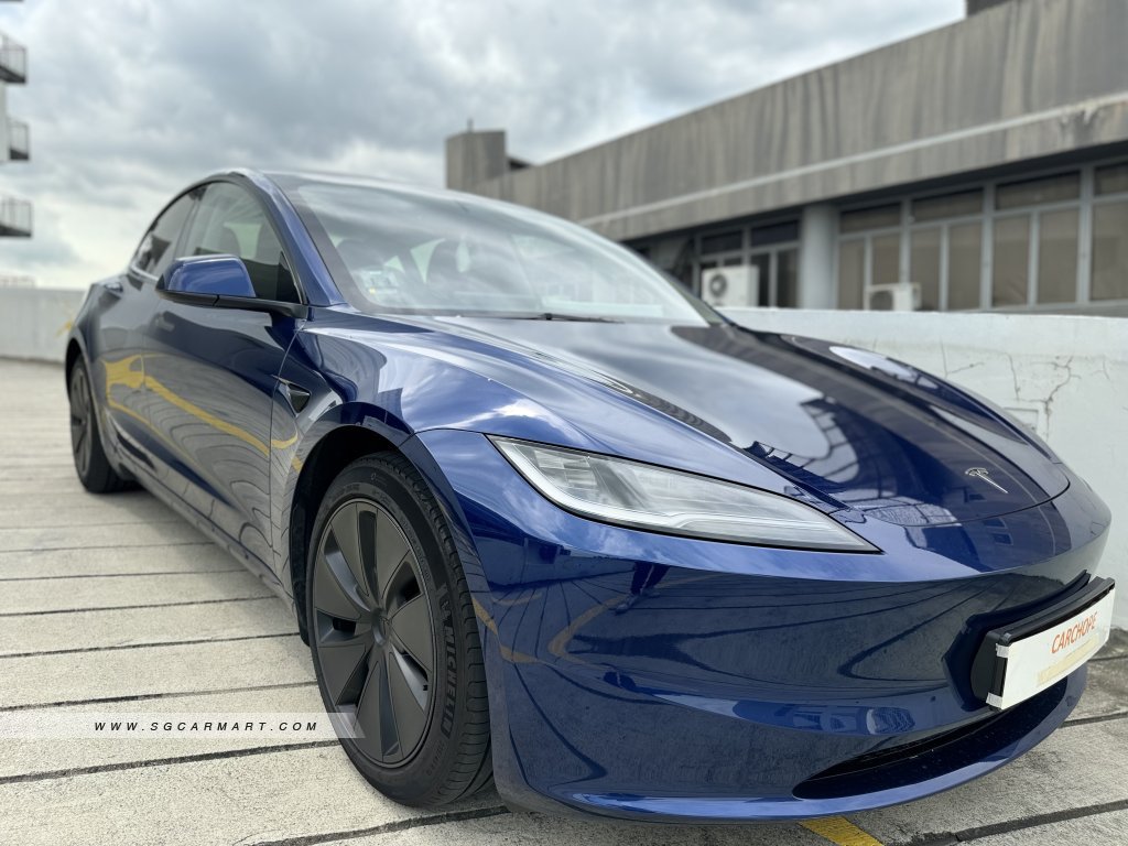 Tesla Model 3 Electric RWD