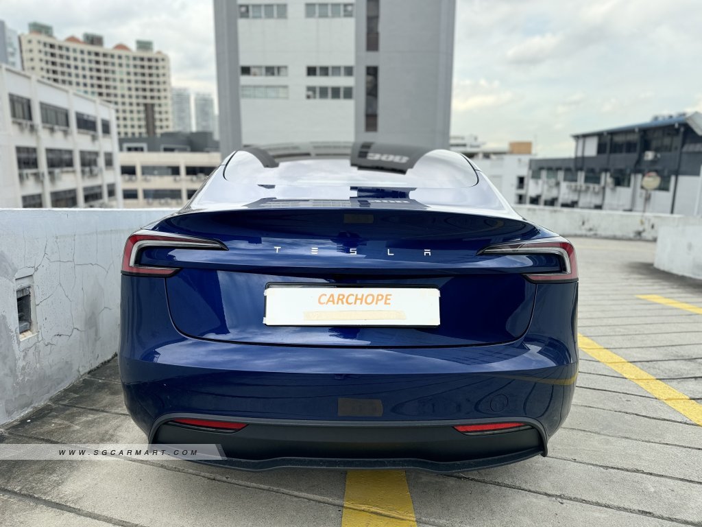 Tesla Model 3 Electric RWD