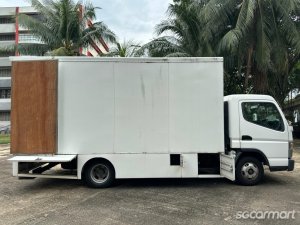 Mitsubishi Fuso Canter FEB21