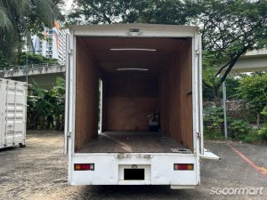 Mitsubishi Fuso Canter FEB21