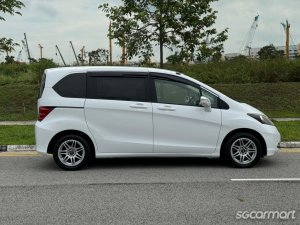 Honda Freed 1.5A G (COE till 05/2029)