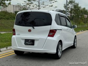 Honda Freed 1.5A G (COE till 05/2029)