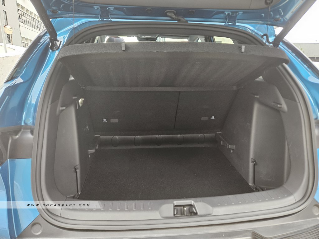 BYD Atto 3 Electric Sunroof