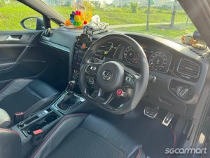 Volkswagen Golf GTI 5DR Sunroof