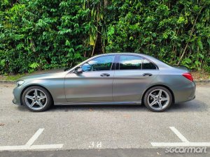 Mercedes-Benz C-Class C200 AMG Line Sunroof