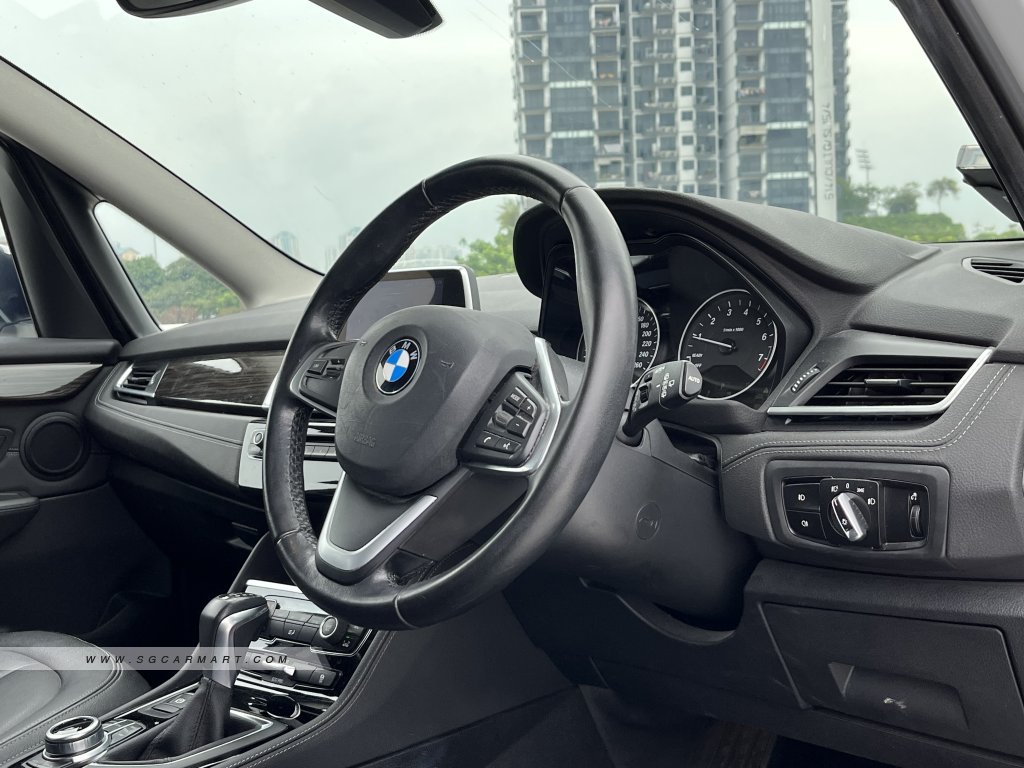 BMW 2 Series 216i Gran Tourer Luxury
