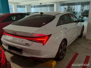 Hyundai Avante 1.6A Elite Sunroof