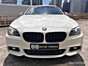 BMW 5 Series 528i Sunroof (COE till 11/2030)