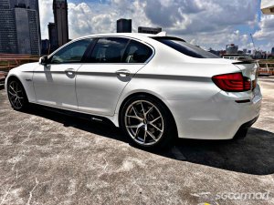 BMW 5 Series 528i Sunroof (COE till 11/2030)