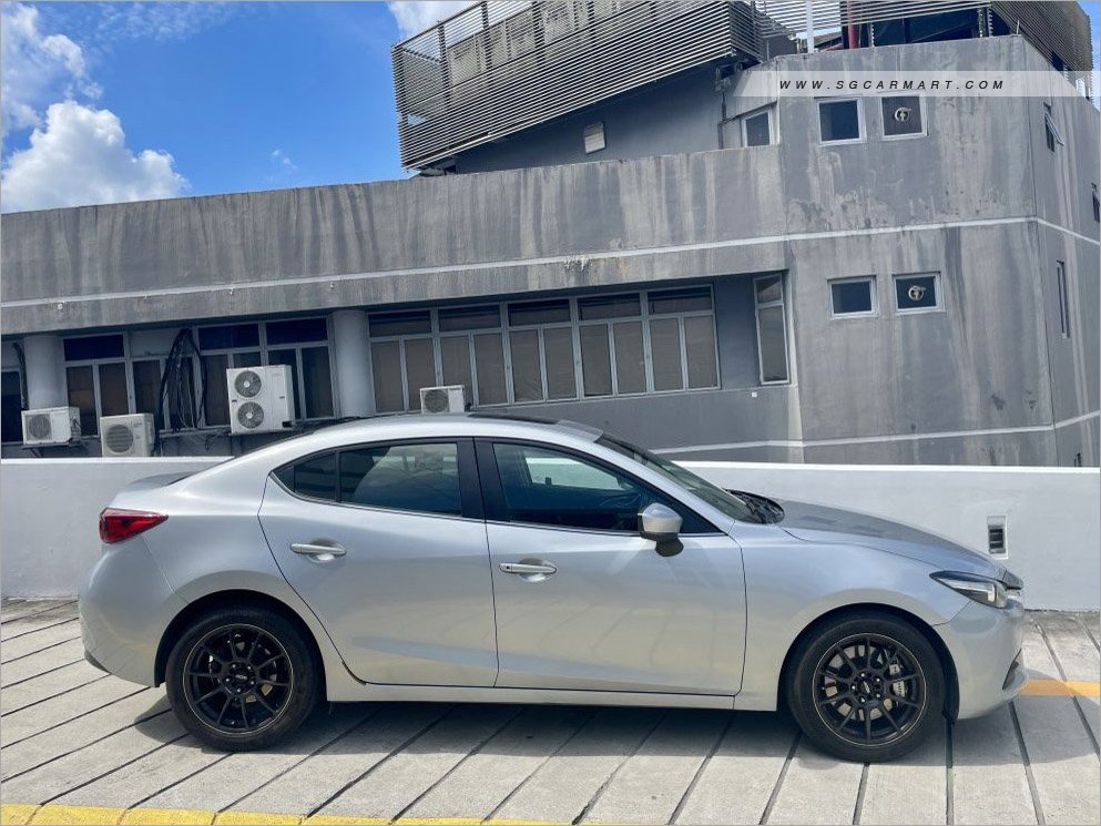 Mazda 3 1.5A Sunroof
