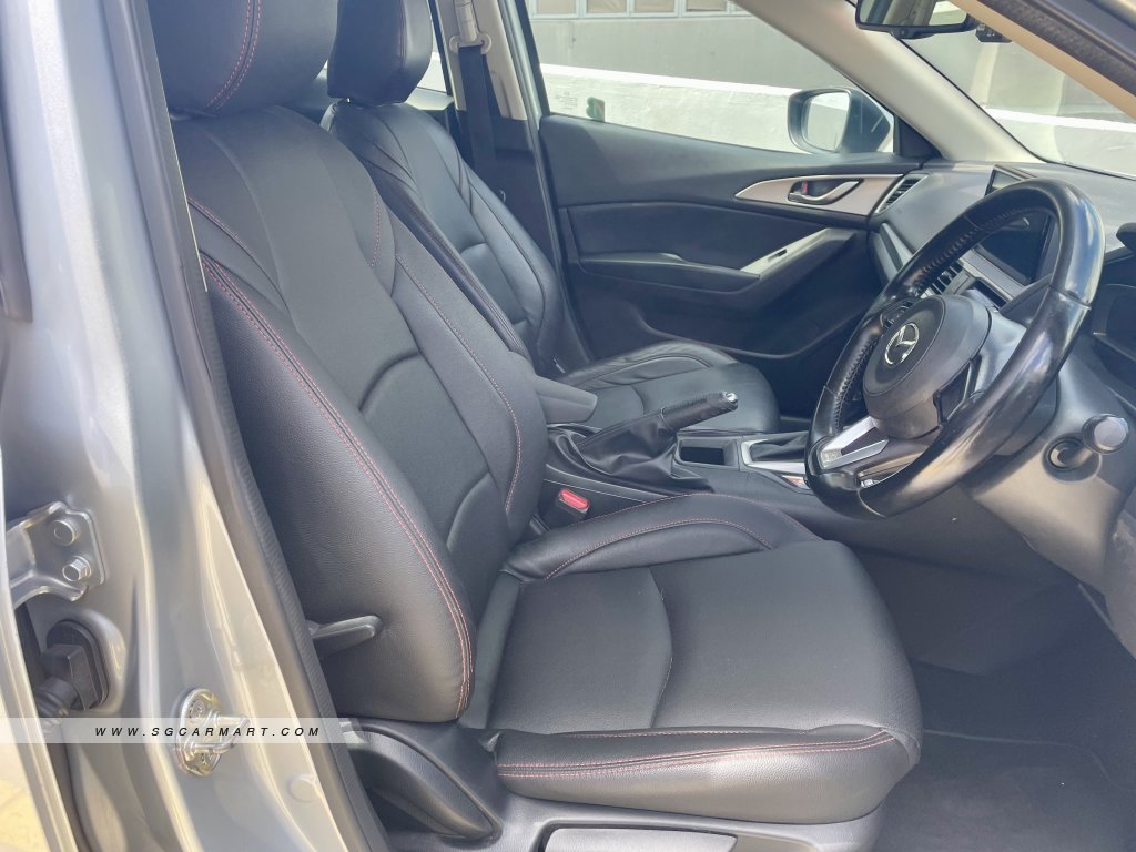 Mazda 3 1.5A Sunroof
