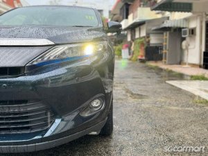 Toyota Harrier 2.0A Premium