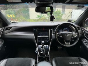 Toyota Harrier 2.0A Premium