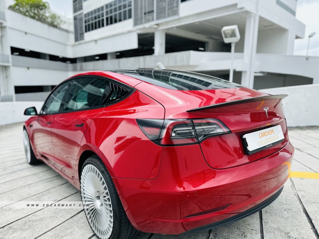 Tesla Model 3 Electric RWD